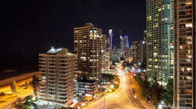 Seacrest Beachfront Apartments Surfers Paradise Gold Coast Exterior photo