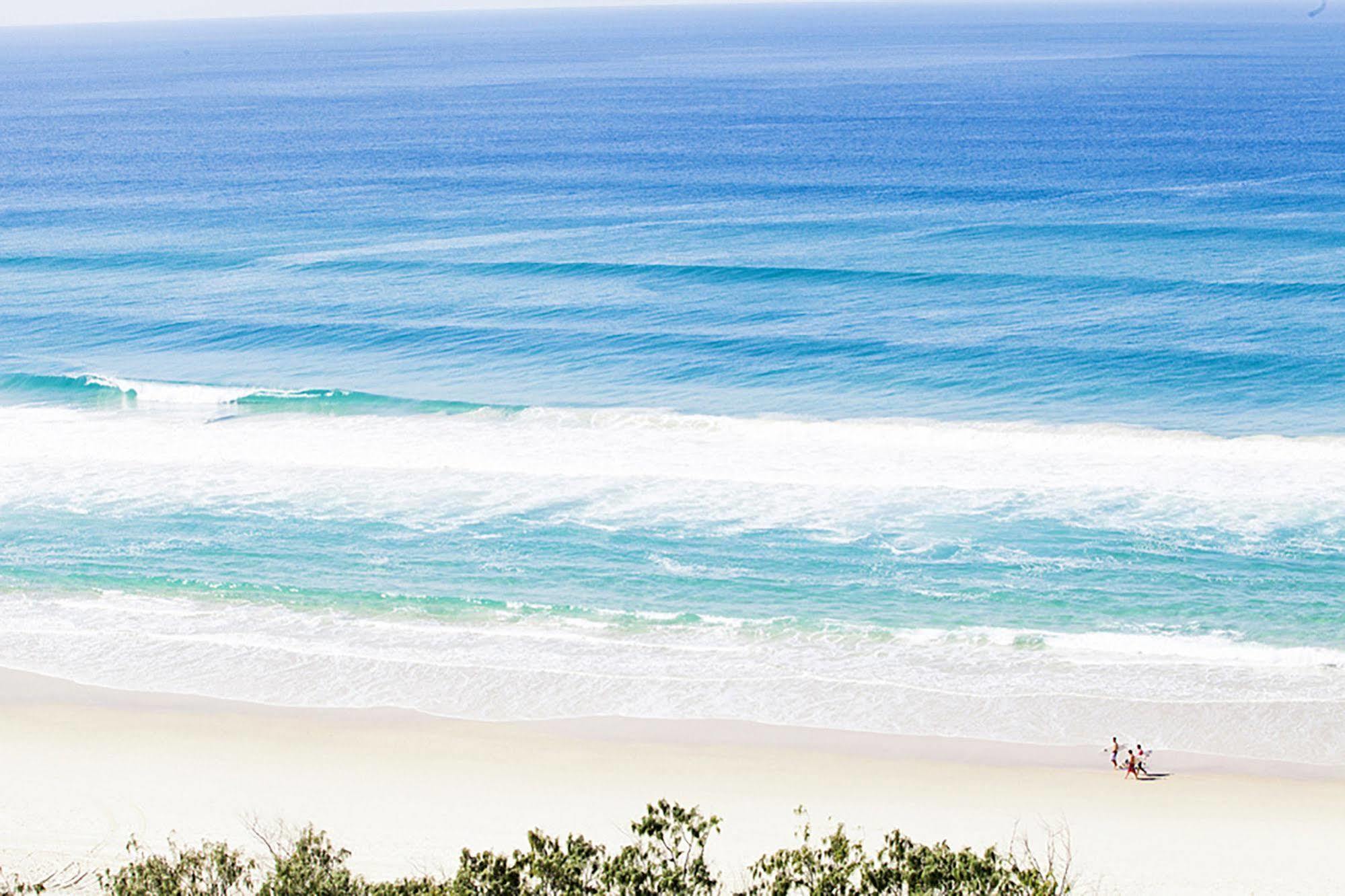 Seacrest Beachfront Apartments Surfers Paradise Gold Coast Exterior photo